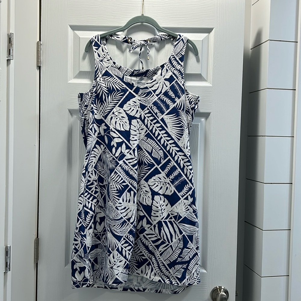 Tommy Bahama Dress that ties at the neck
